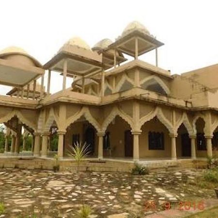 斑德哈瓦加皇家传统酒店 Bandhavgarh National Park 外观 照片